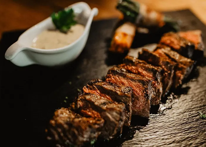 阿尔维嫩酒店 3*