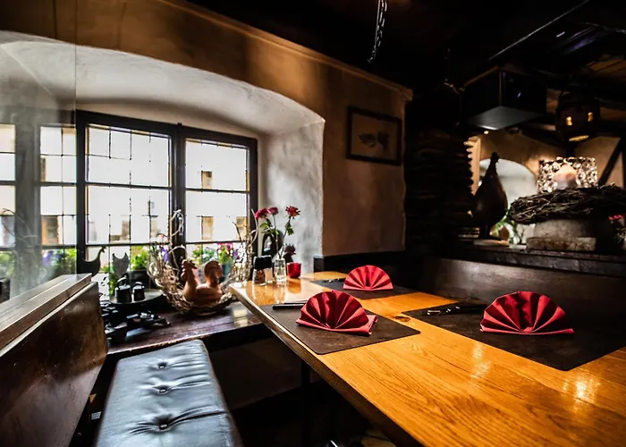 阿尔维嫩酒店 3*