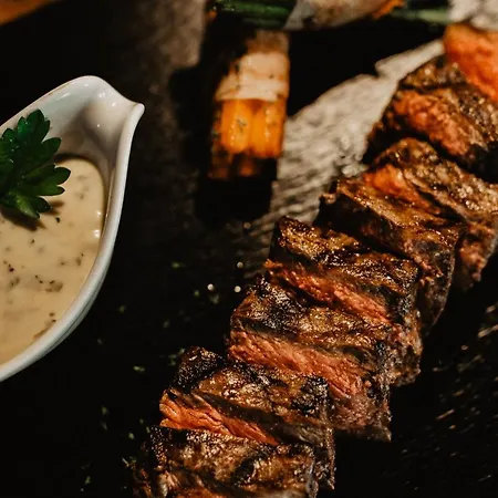 ホテル オーベルジュ アール ヴァイネン