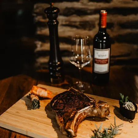 ホテル オーベルジュ アール ヴァイネン