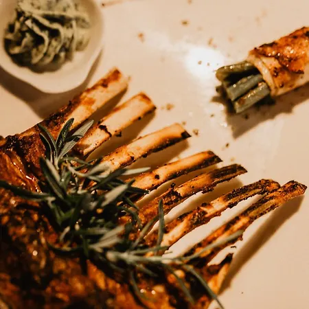 オーベルジュ アール ヴァイネン ホテル 3*