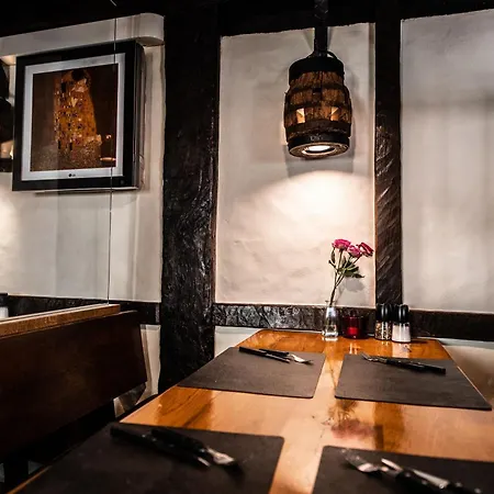 オーベルジュ アール ヴァイネン ホテル 3*